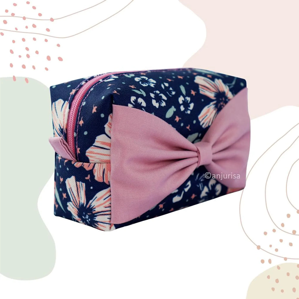 Bowbox Pouch DIY Sewing Guide - Step-by-Step Templates for Boxy Pouches with Front Bow