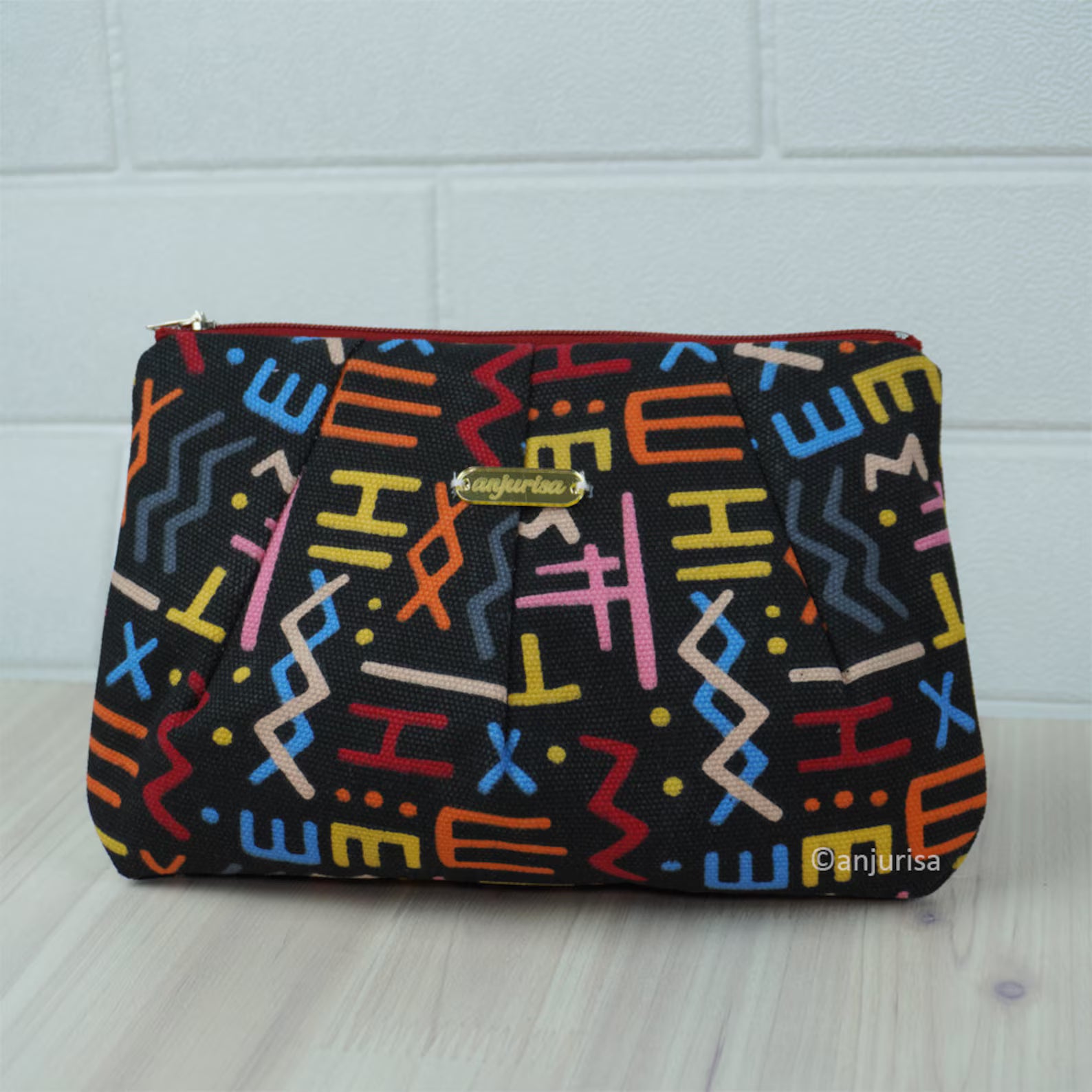 Shellie Pouch Sewing Pattern: Beginner-Friendly PDF Guide (5 Sizes)