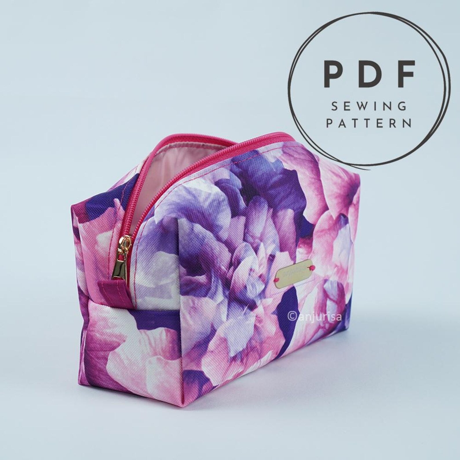 Boxy Beauty Pouch Sewing Pattern: 5 Sizes, Beginner-Friendly (PDF Pattern Collection)